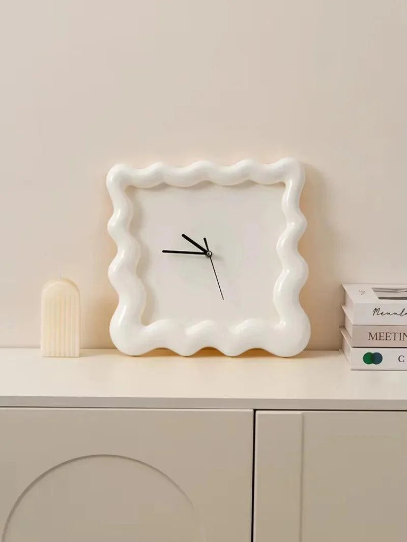 Cream Biscuit Clock
