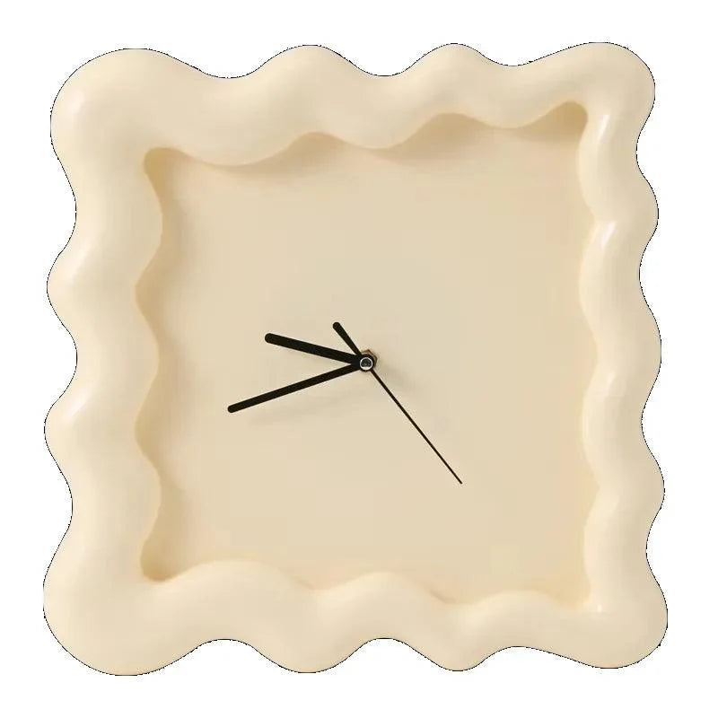 Cream Biscuit Clock