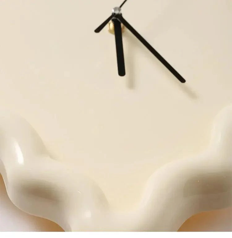 Cream Biscuit Clock