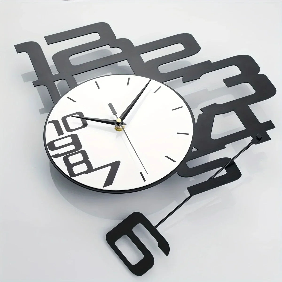 Minimalist Creative Wall Clock