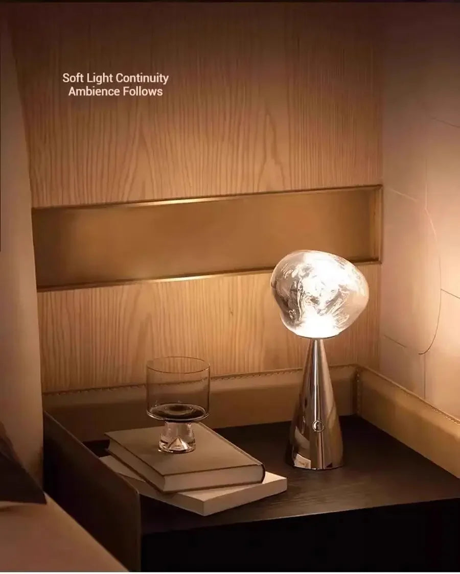 Lava LED Table Lamp _Dreamy glow zone