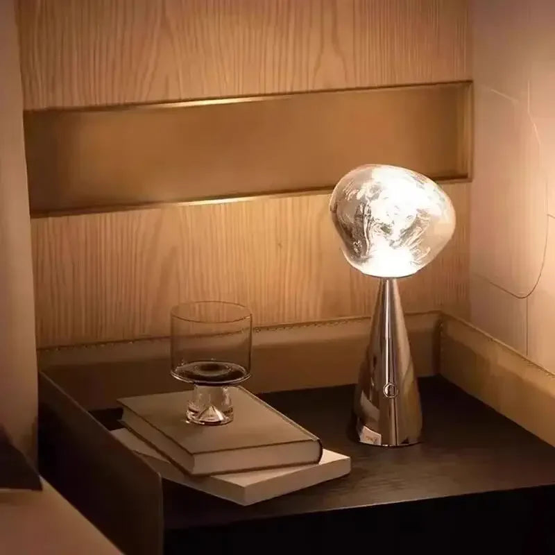 Lava LED Table Lamp _Dreamy glow zone