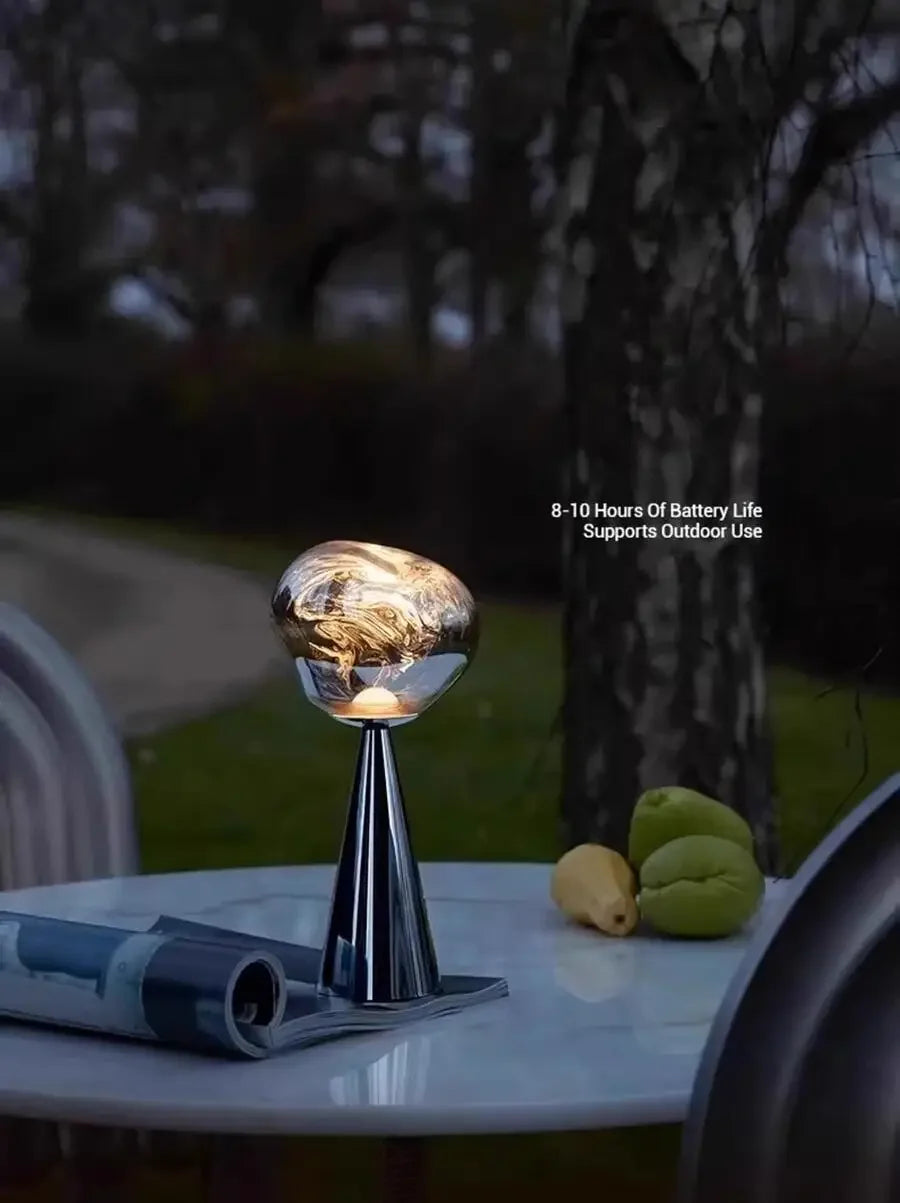 Lava LED Table Lamp _Dreamy glow zone